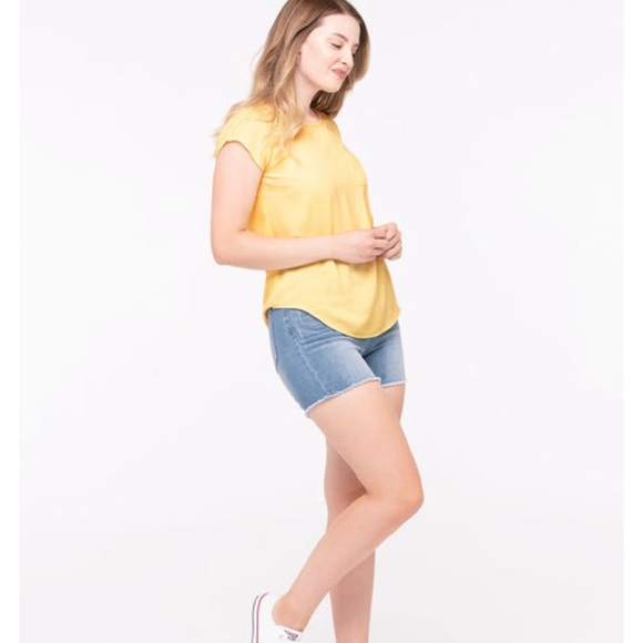 NWT / Ricki’s / Yellow / Short Sleeve / Tee